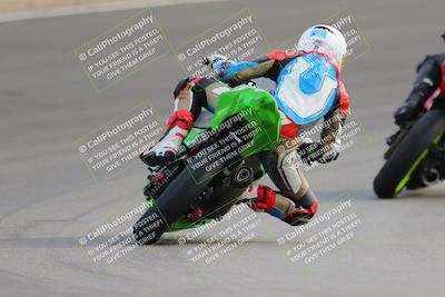 media/Dec-17-2022-SoCal Trackdays (Sat) [[224abd9271]]/Turn 10 Backside (120pm)/